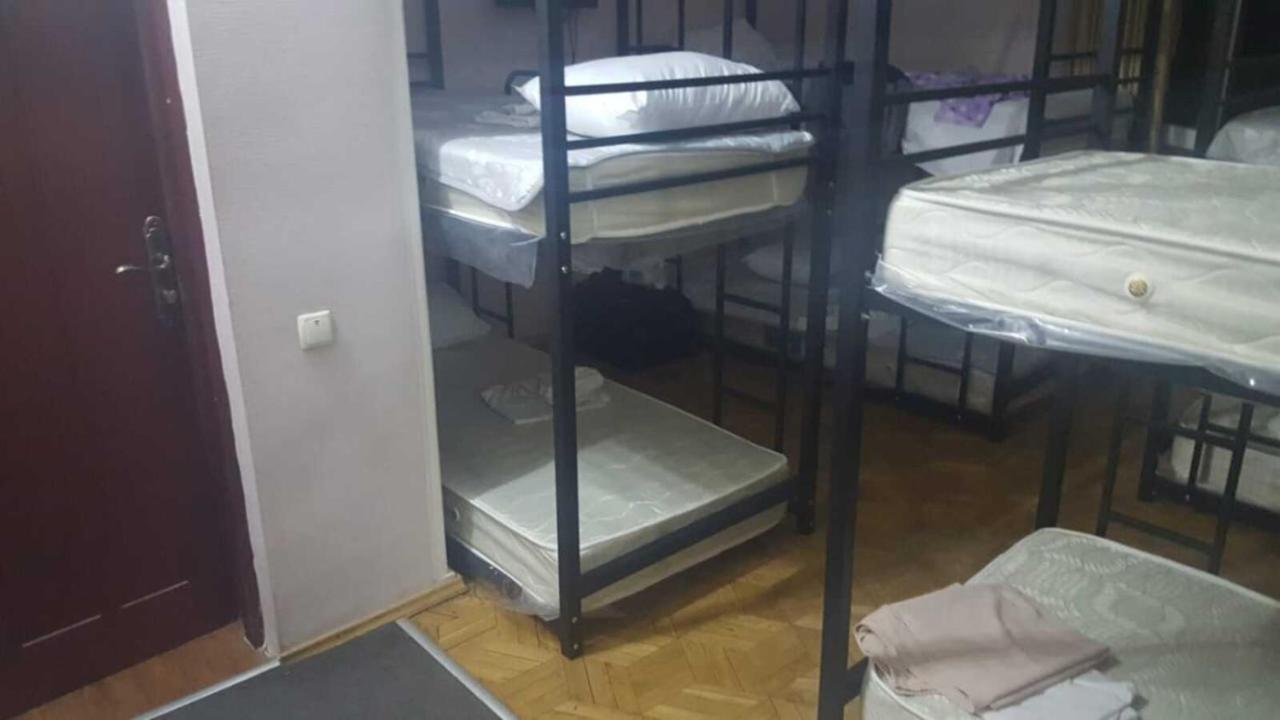 Cool Hostel Tbilisi Bagian luar foto